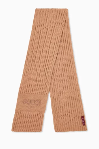 وشاح بتطريزات صوف