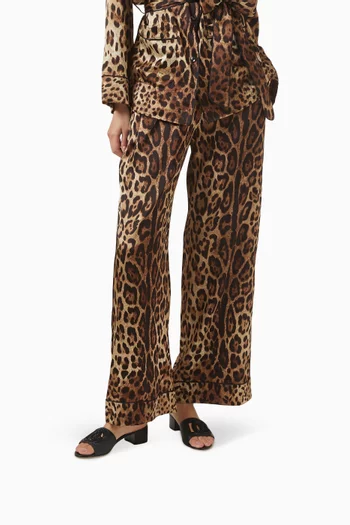 حذاء ميلينيالز مفتوح من الخلف بشعار حرفي DG مرصع بالكريستال وكعب 40 مم جلد دوفين