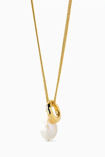 Pearl Necklace in Gold-tone Brass