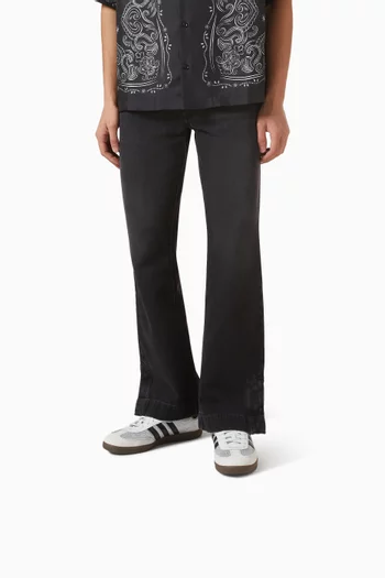 سنيكرز سامبا او جي بتصميم مرصع بأحجار الراين أسفل الكاحل