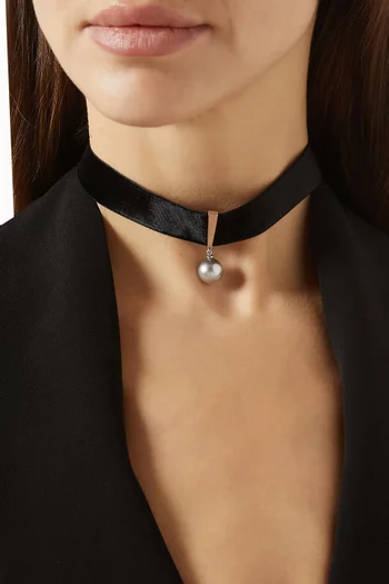 Pearl Choker in Velvet