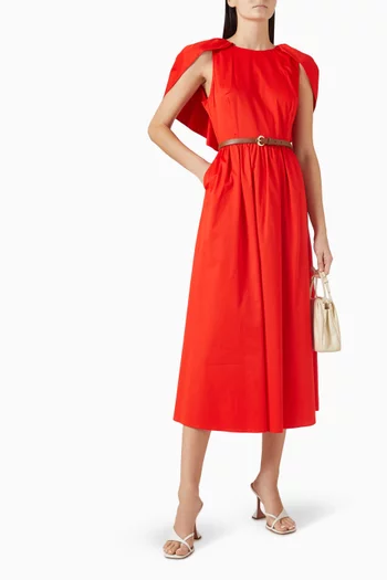 فستان متوسط الطول بكشكش في الخلف