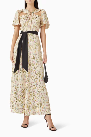 فستان بنقشة وحزام