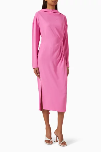 فستان متوسط الطول بكشكش