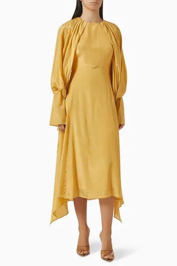 فستان بقصة غير متماثلة