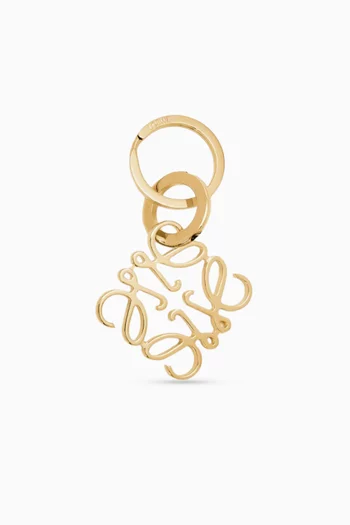 سلسلة مفاتيح بشعار الماركة نحاس