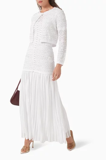 فستان طويل منسوج مزين بتطريزات