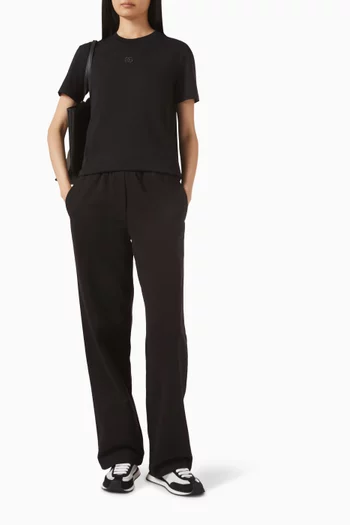 تي شيرت مطرز بشعار الماركة قطن وجيرسيه