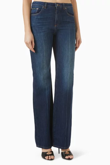 بنطال جينز بقصة واسعة دينم