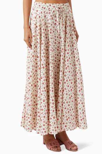 تنورة بقصة مستديرة ونقشة زهور صغيرة