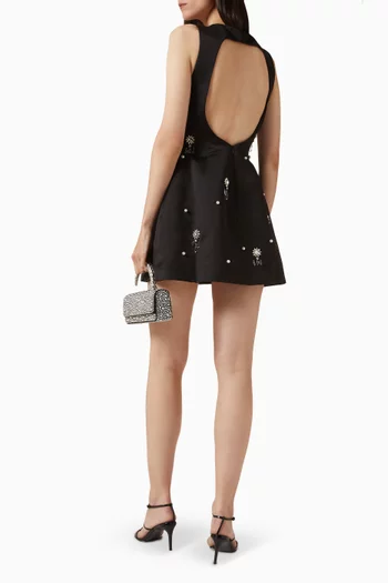 فستان اولتيميت ميوز قصير مطرز بالكريستال