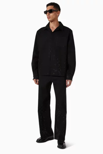 قميص بنقشة شعار الماركة مطرز بأحجار الراين