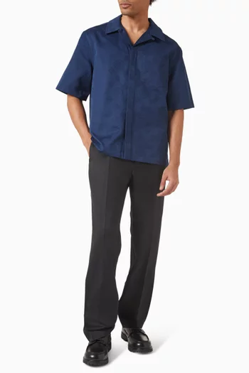 بنطال بقصة ساق مستقيمة