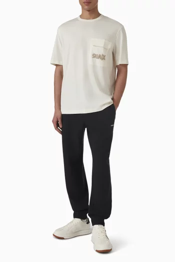 تي شيرت ناينتي وان بشعار الماركة قطن