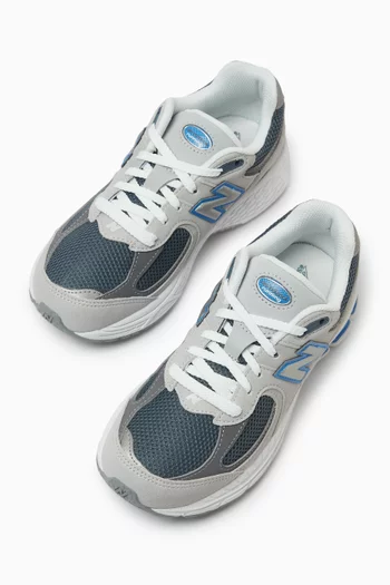 2002 Lace Sneakers