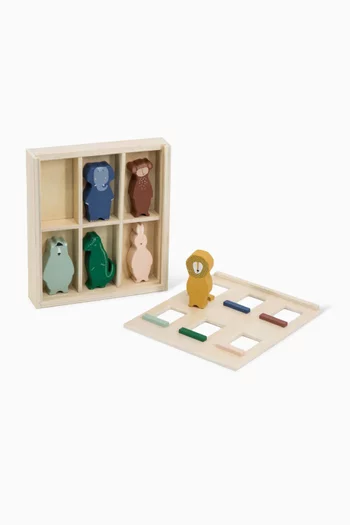 مبنى الحيوانات خشب