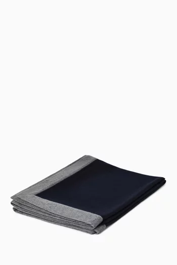 Contrasting Border Throw in Cashmere