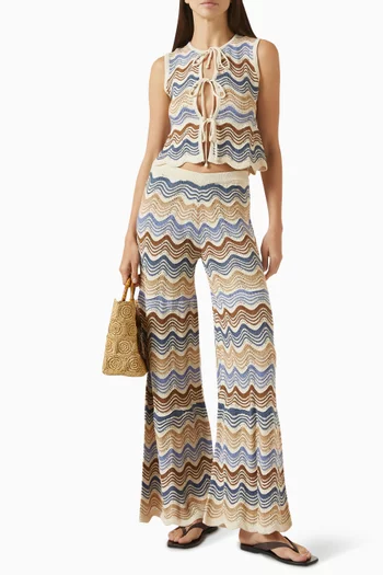 بلوزة كاري منسوجة بنقشة خطوط شيفرون متعرجة