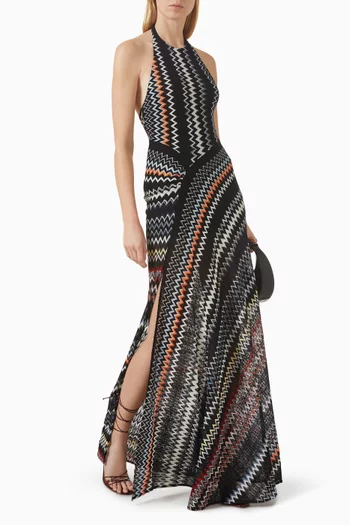 فستان طويل منسوج بنقشة متعرجة