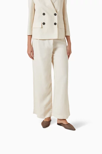 Slip-on Pumps in Precious Net Fabric