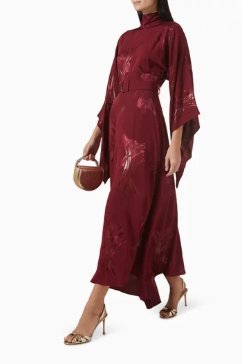 فستان بحافة غير متماثلة وحزام