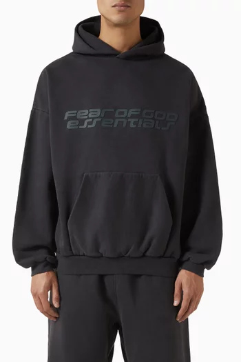 كنزة بغطاء رأس بتصميم التسعينيات صوف