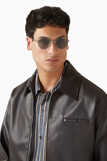 Round Sunglasses in Titanium