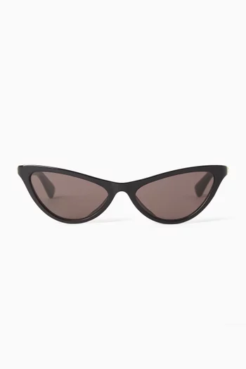 Classic Cat-eye Sunglasses in Acetate