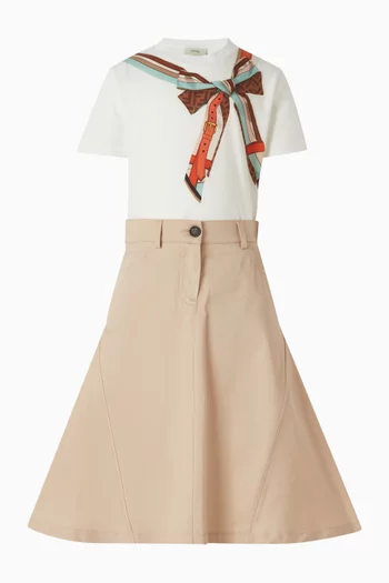 تي شيرت بعقدة وطبعة شعار الماركة قطن