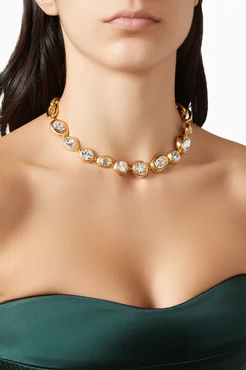 قلادة سلسلة بتصميم مطروق مرصع بأحجار نحاس بلون ذهبي