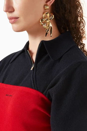 أقراط على شكل عقدة بمشبك نحاس بلون ذهبي