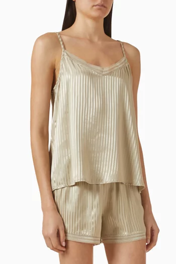 بلوزة بحمالات كتف رفيعة ونقشة مخططة