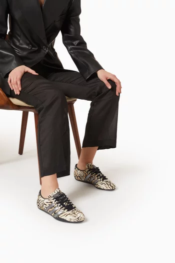 Tokyo Low-top Sneakers