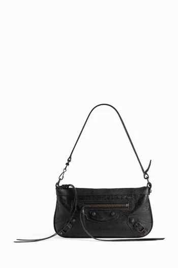 Le City Pouch on Strap in Arena Lambskin