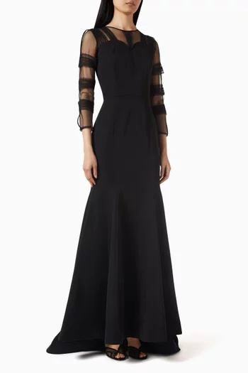 فستان سهرة بقصة حورية البحر وأكمام شفافة