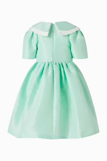 فستان مستوحى من أزياء البحارة