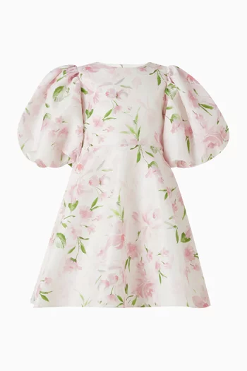 فستان مزين بزهور بقصة ضيقة من أعلى وواسعة من أسفل