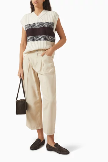 سترة صوف مارينو بنمط فيست وفتحة رقبة على شكل حرف V‏