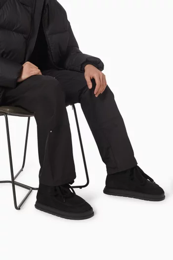 Moccasin Boots in Suede