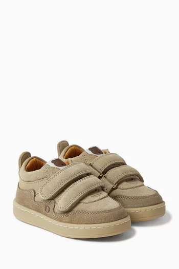 Pivalo Bear Sneakers in Suede