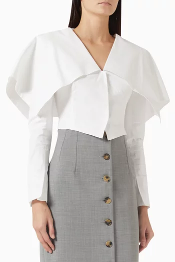 جاكيت قصير بياقة بنمط كاب