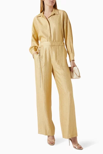 بنطال واسع الساقين بملمس بارز وسلسلة