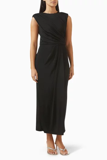 فستان طويل بكشكش