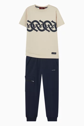 تي شيرت بطبعة شعار الماركة