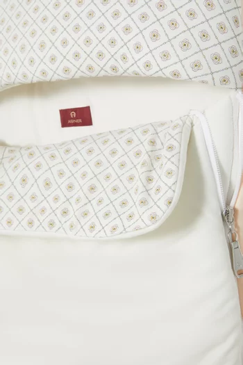 كيس نوم بشعار الماركة وقلوب قطن بيما 