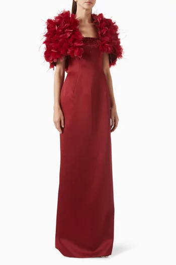 فستان مزين بكشكش وريش