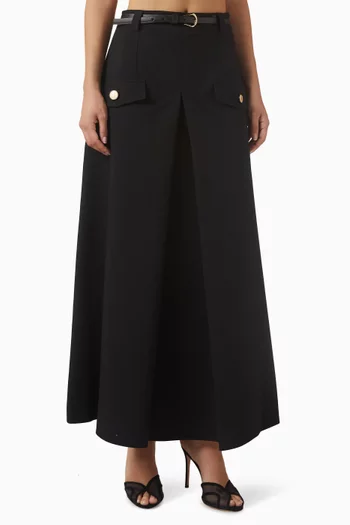 تنورة طويلة بجيوب