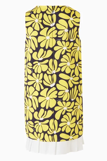 فستان مزين بزهور