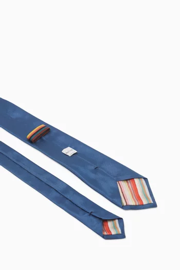 ربطة عنق بطبعة زهرة