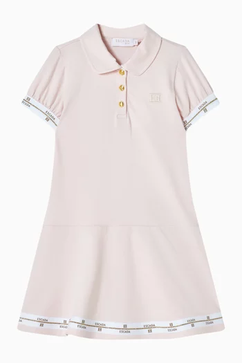 فستان مطرز بشعار الماركة